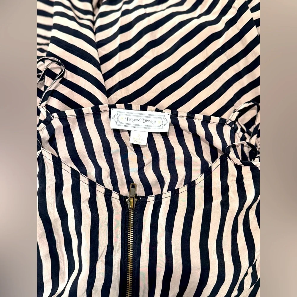Silk BEYOND VINTAGE Spaghetti Strap Dress - Black & Nude - size Small - Picture 4 of 5